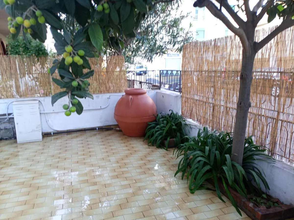 La Casa Di Anna Villa Patti Italy