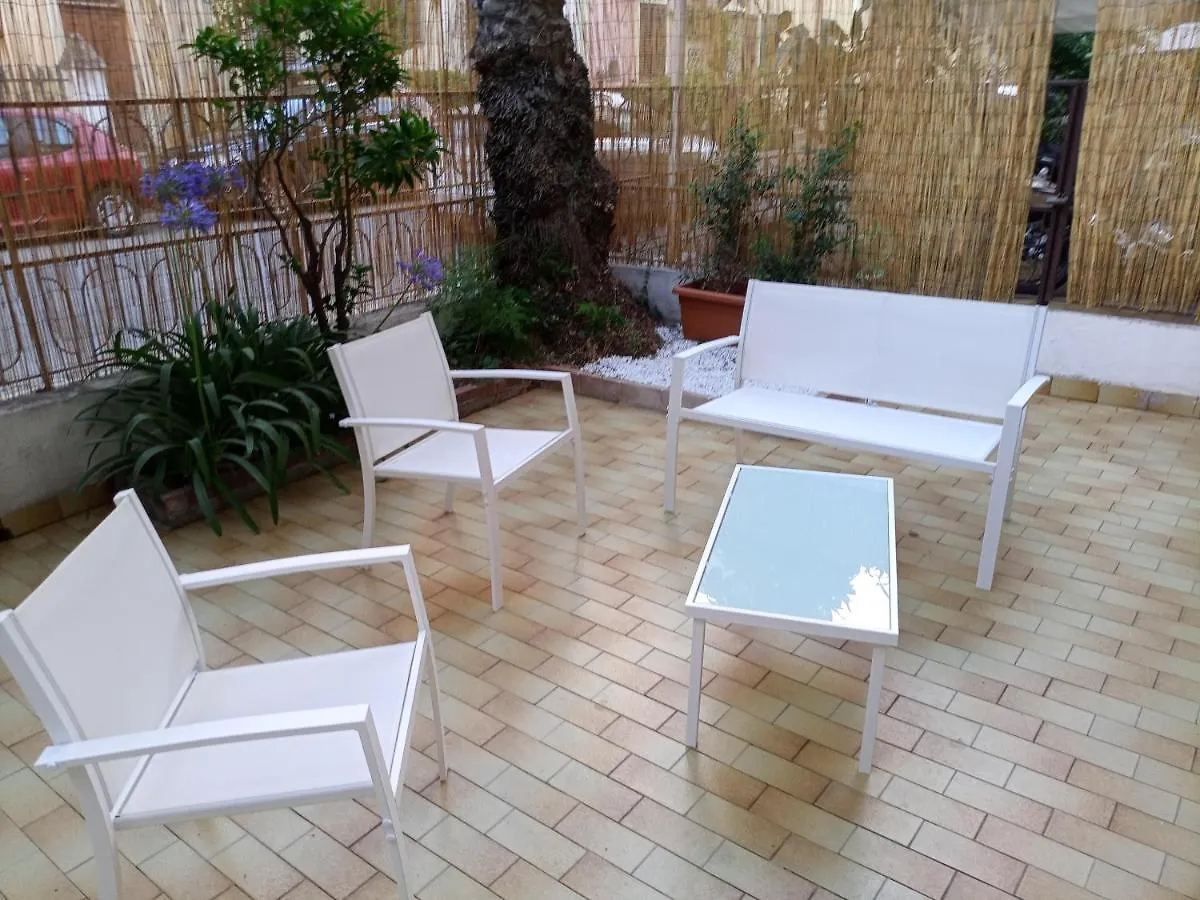 הוילה פאטי La Casa Di Anna 0*,  איטליה